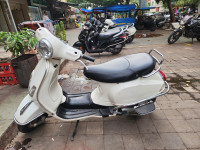 Vespa 125