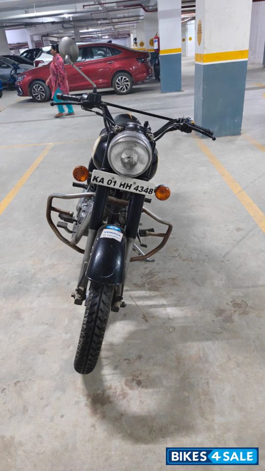 Black Royal Enfield Classic 350
