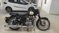 Black Royal Enfield Classic 350