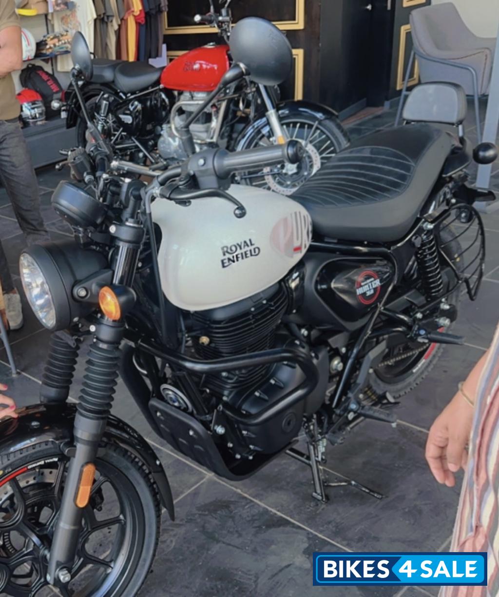 Royal Enfield Hunter 350 Metro