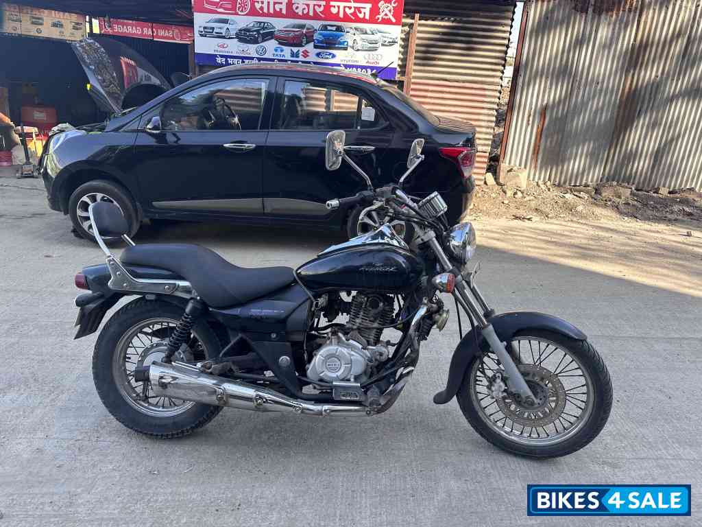 Bajaj Avenger 220 DTS-i
