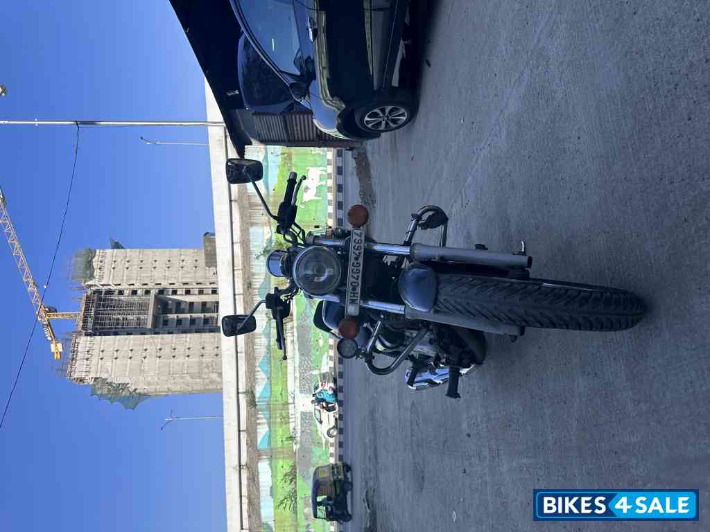 Bajaj Avenger 220 DTS-i