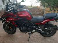 Red Benelli TRK 502 BS6