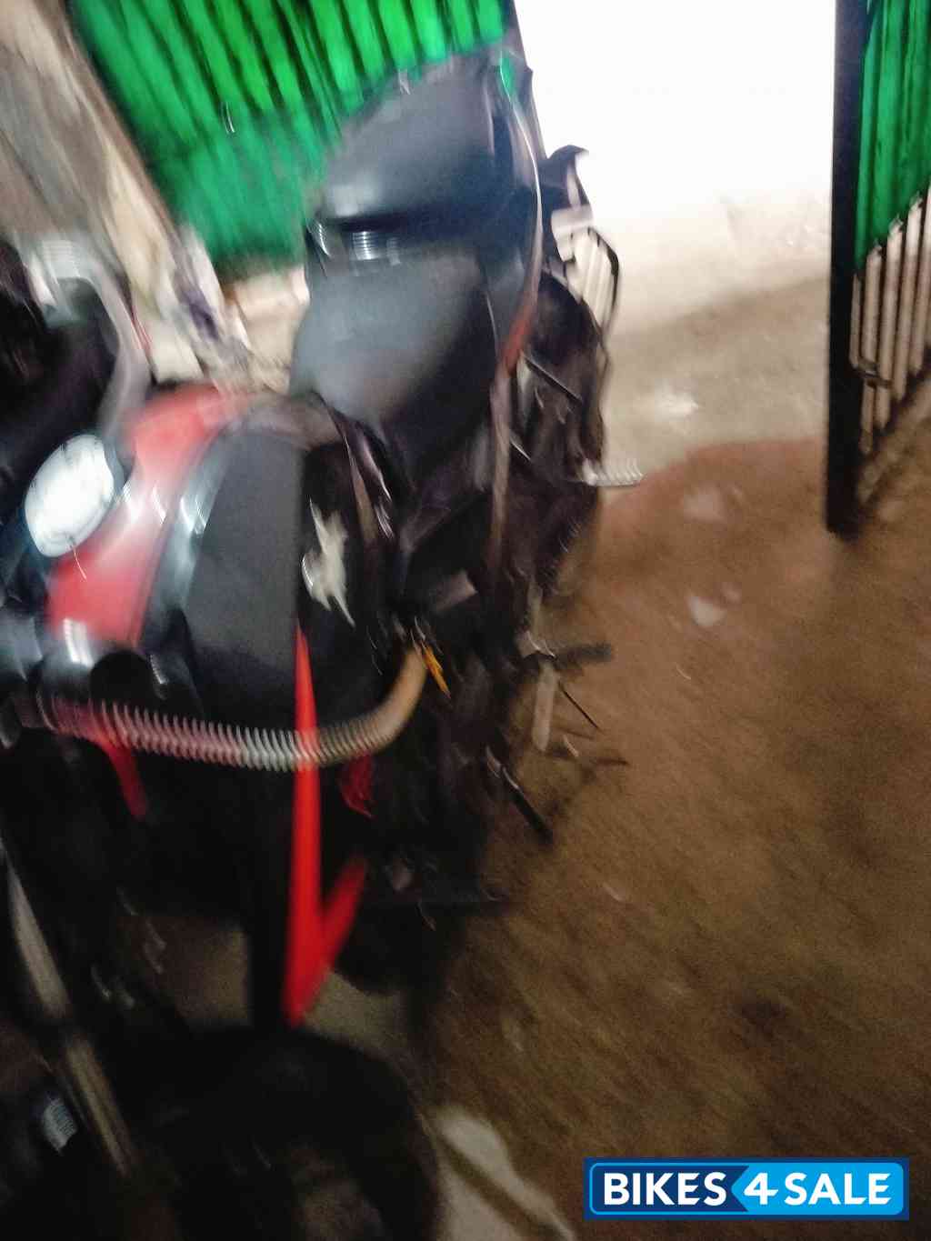 TVS Apache RTR 200 4V