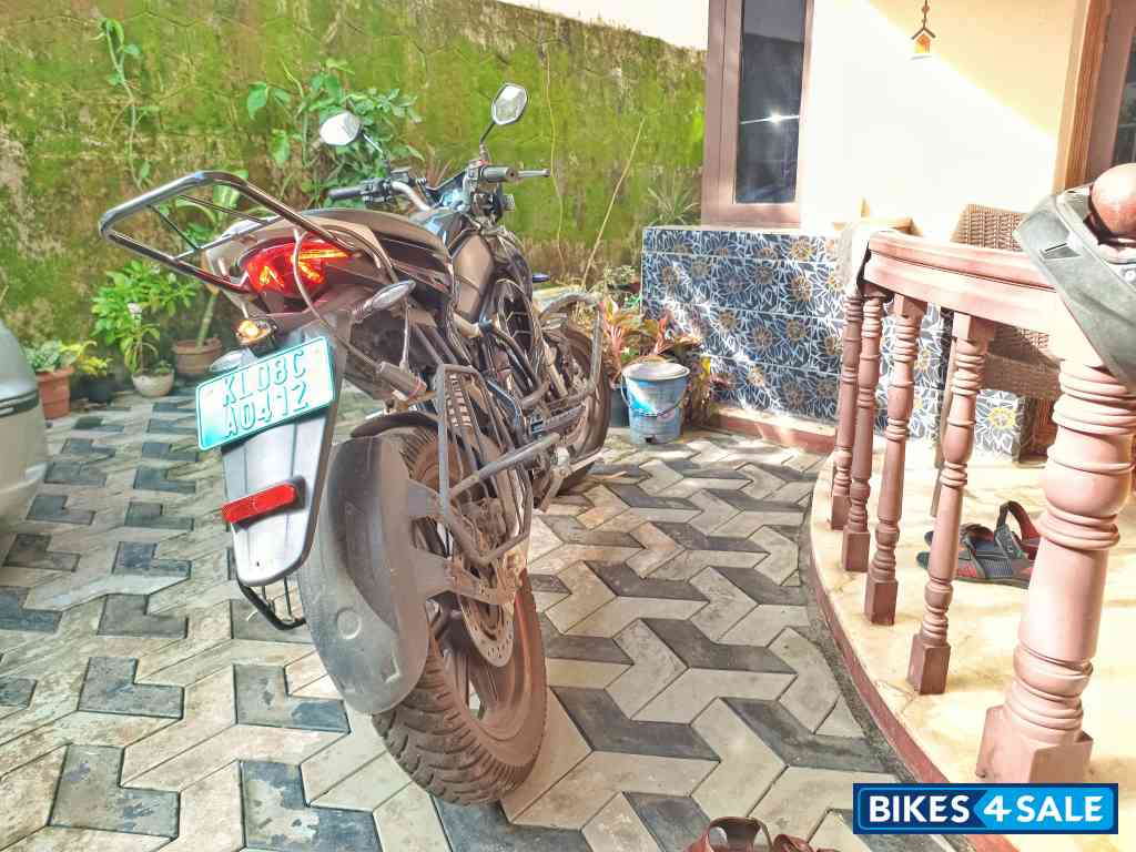 Cosmic Black Revolt RV 400