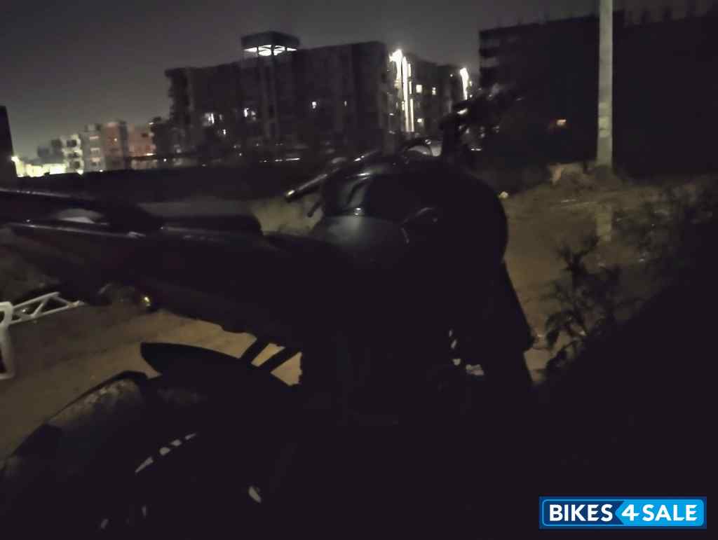 Pearl Black Bajaj Pulsar 200 NS ABS