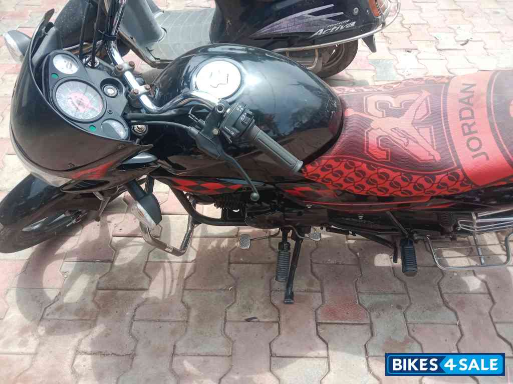 Black Hero Glamour 125 Drum