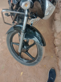 Black Hero Glamour 125 Drum