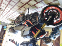 Grey KTM Duke 390 BS6