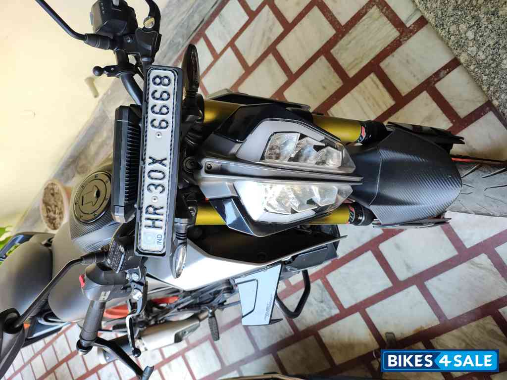 Grey KTM Duke 390 BS6