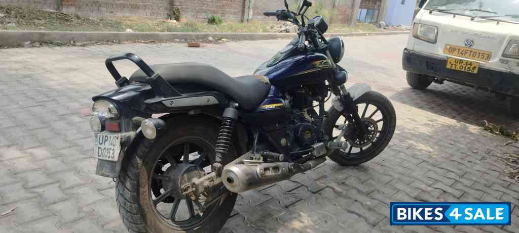 Bajaj Avenger Street 150