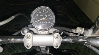 Black Bajaj Avenger 220 DTS-i