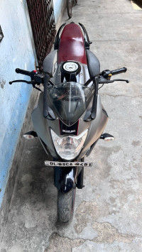 Grey Suzuki Gixxer SF