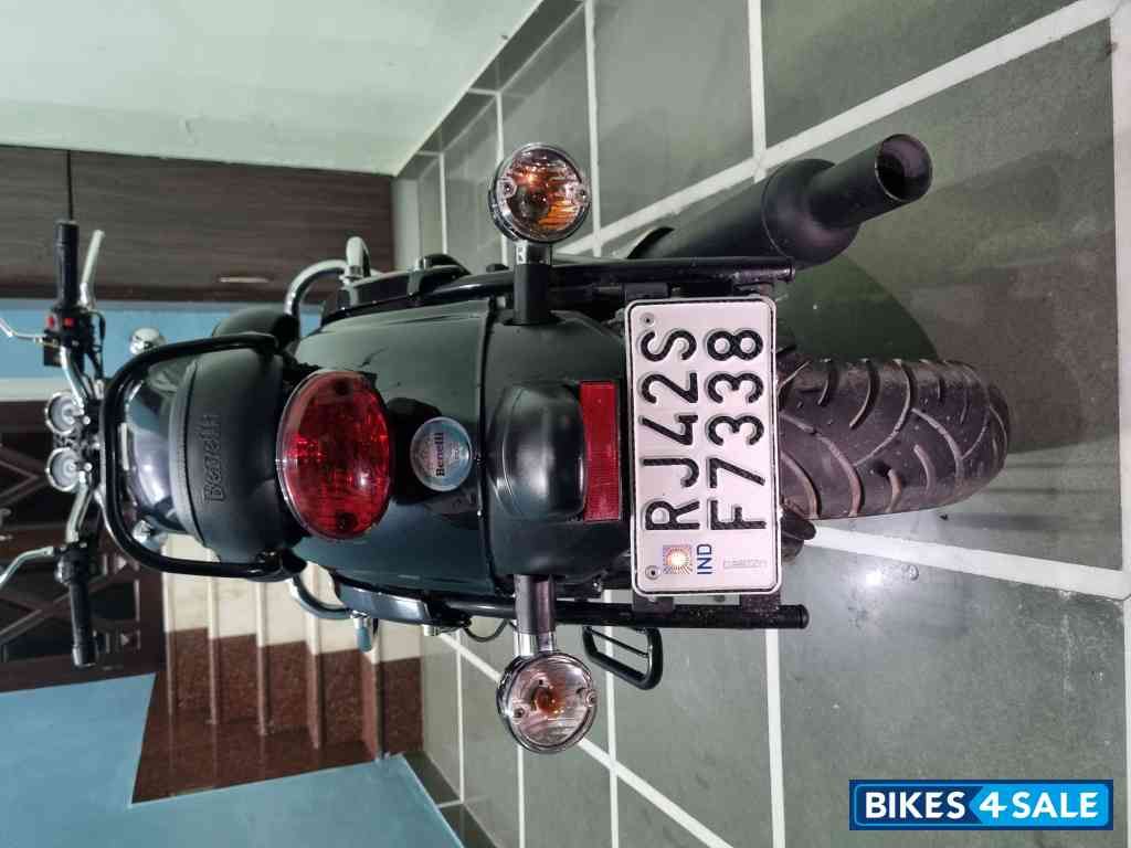 Benelli Imperiale 400 BS6