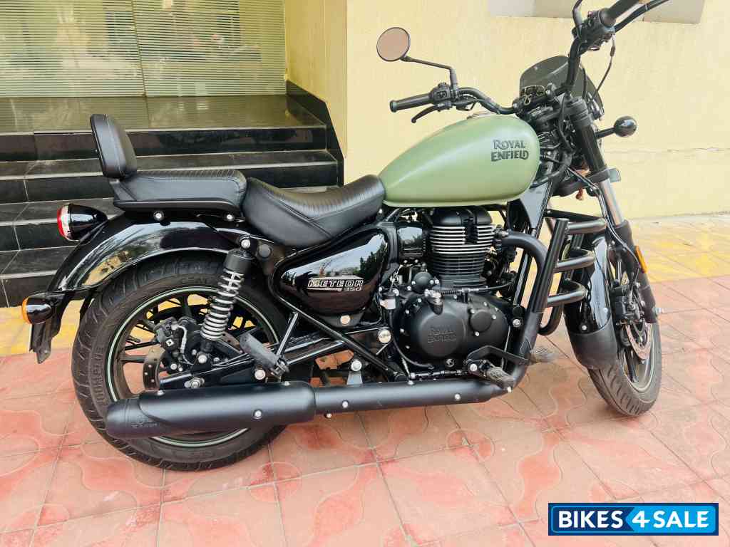 Green Royal Enfield Meteor 350 Fireball