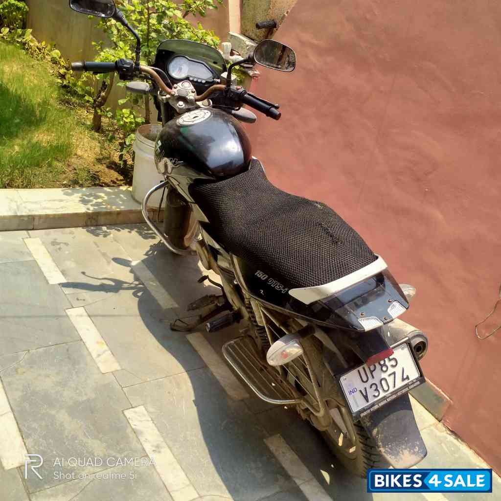 Black Bajaj Pulsar 150 DTSi