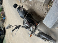 Bajaj Avenger 220 DTS-i