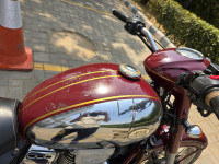 Maroon Jawa 350