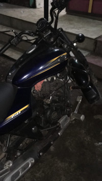 Blue Bajaj Avenger Street 150