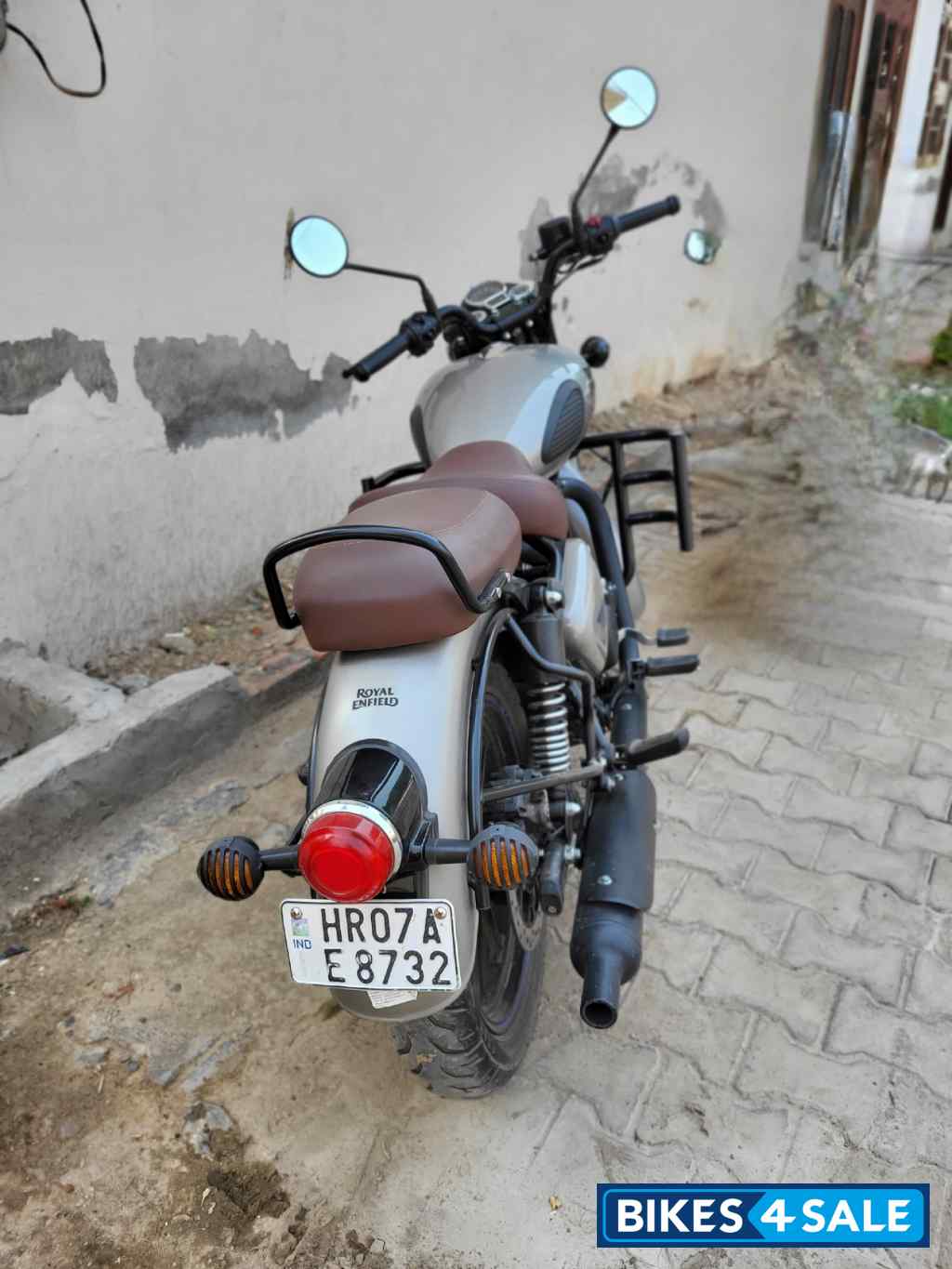 Gunmetal Grey Royal Enfield Classic 350 Dual Channel BS6