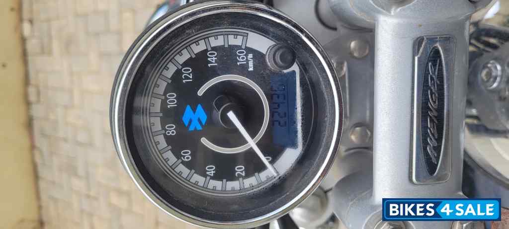 Bajaj Avenger Cruise 220