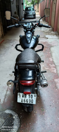 Black Bajaj Avenger Street 160