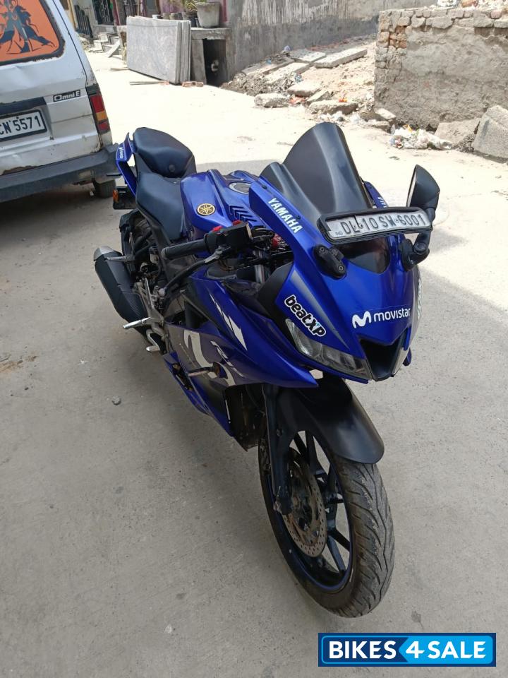 Dark Blue Yamaha YZF R15 V3