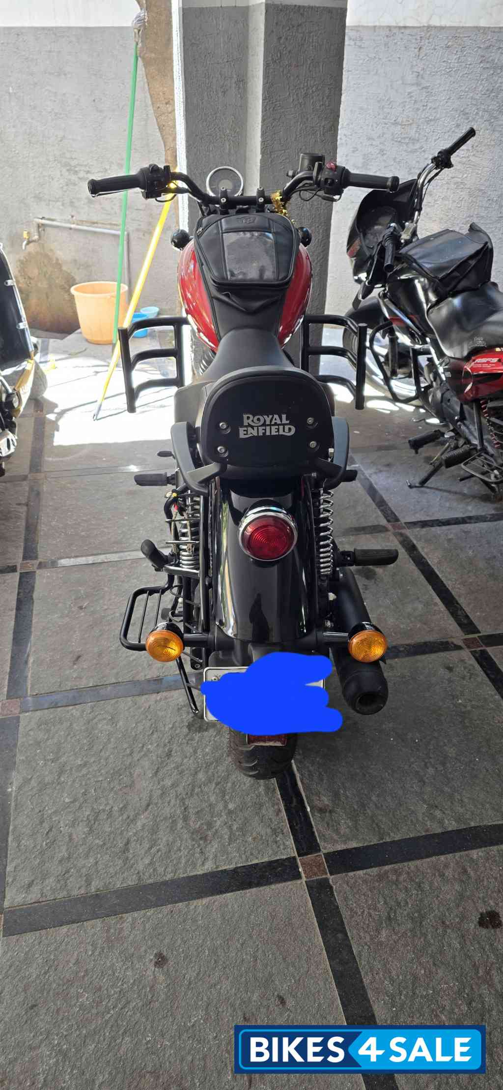 Red Royal Enfield Meteor 350 Fireball