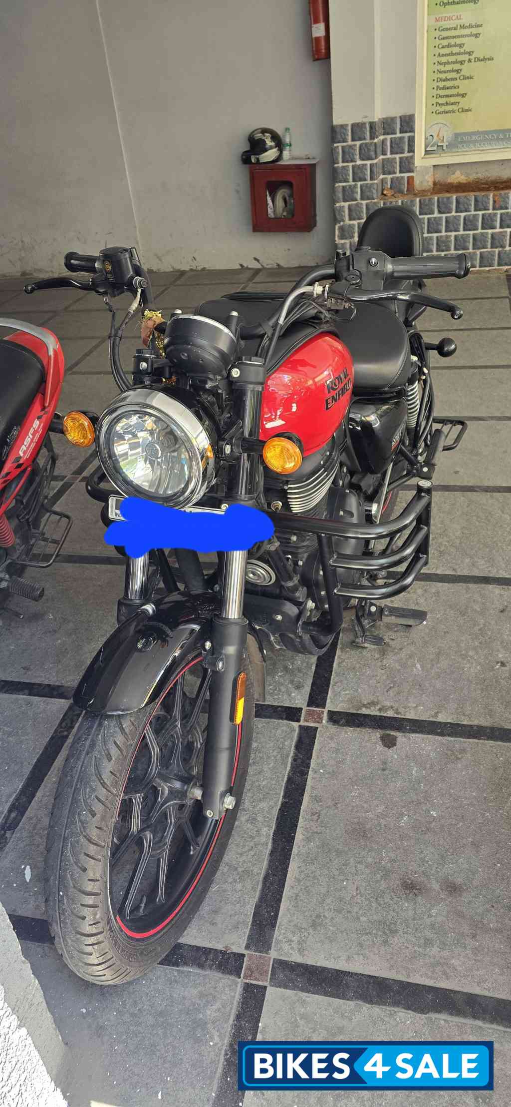 Red Royal Enfield Meteor 350 Fireball