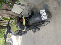 Yezdi Scrambler Single Tone