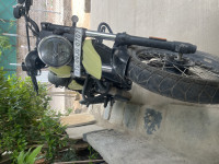 Yezdi Scrambler Single Tone