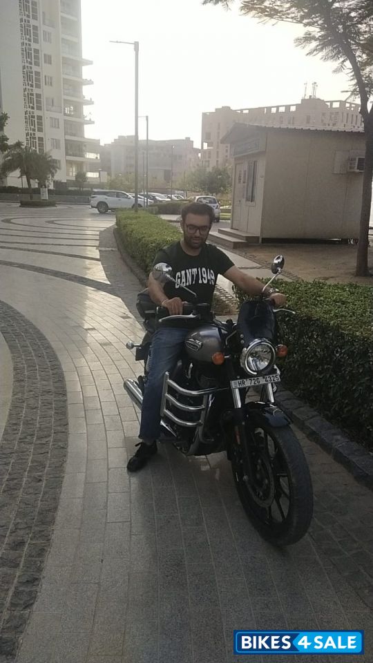 Royal Enfield Meteor 350 Supernova