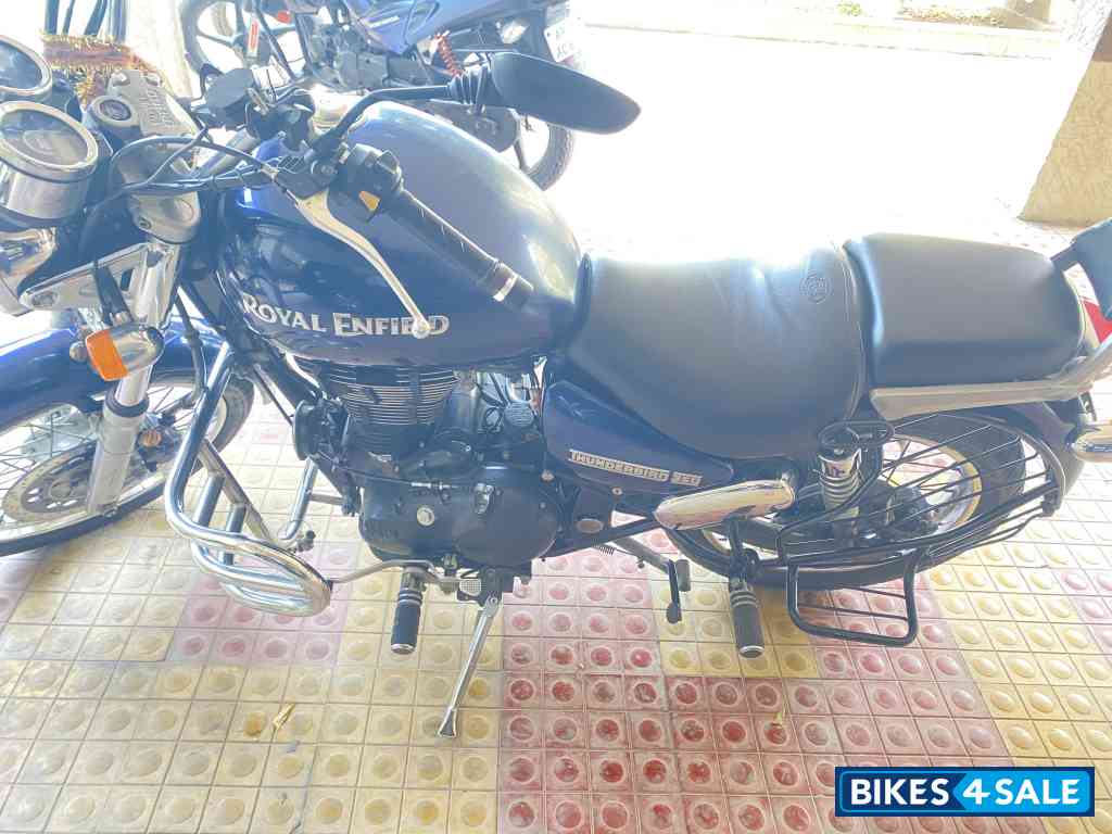 Blue Royal Enfield Thunderbird 350