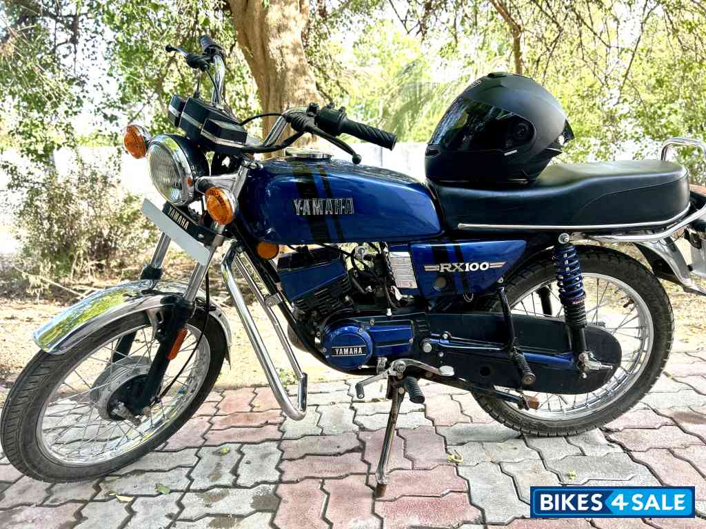 Blue & Black Yamaha RX 100 Blue & Black Yamaha RX 100