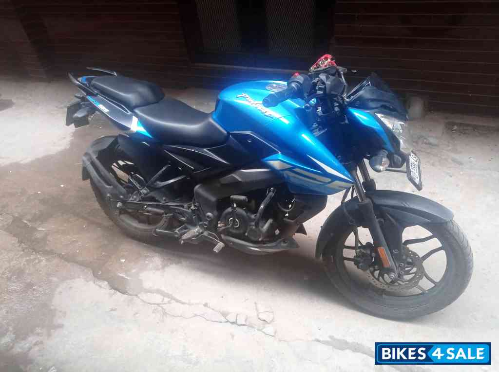 Beach Blue Bajaj Pulsar NS125 BS6