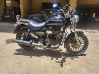 Black Royal Enfield Thunderbird 500
