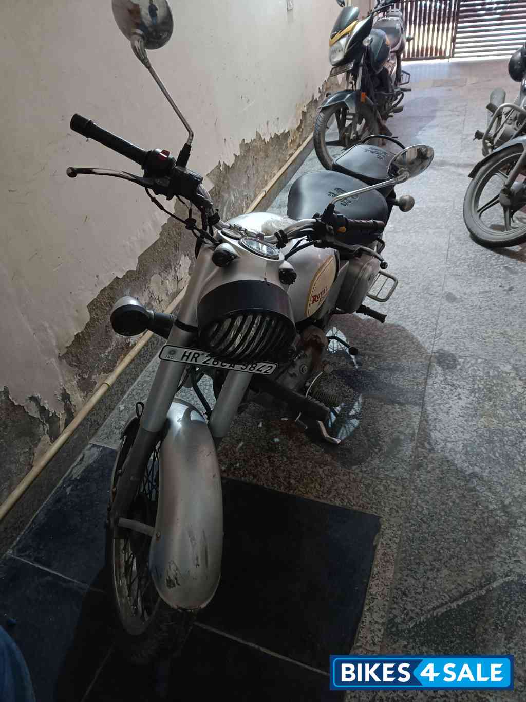 Silver Royal Enfield Classic 350