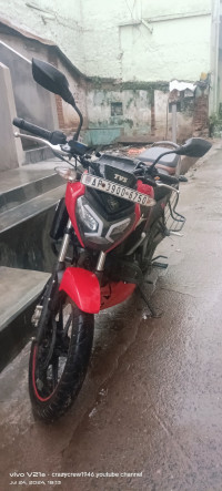 TVS Raider 125