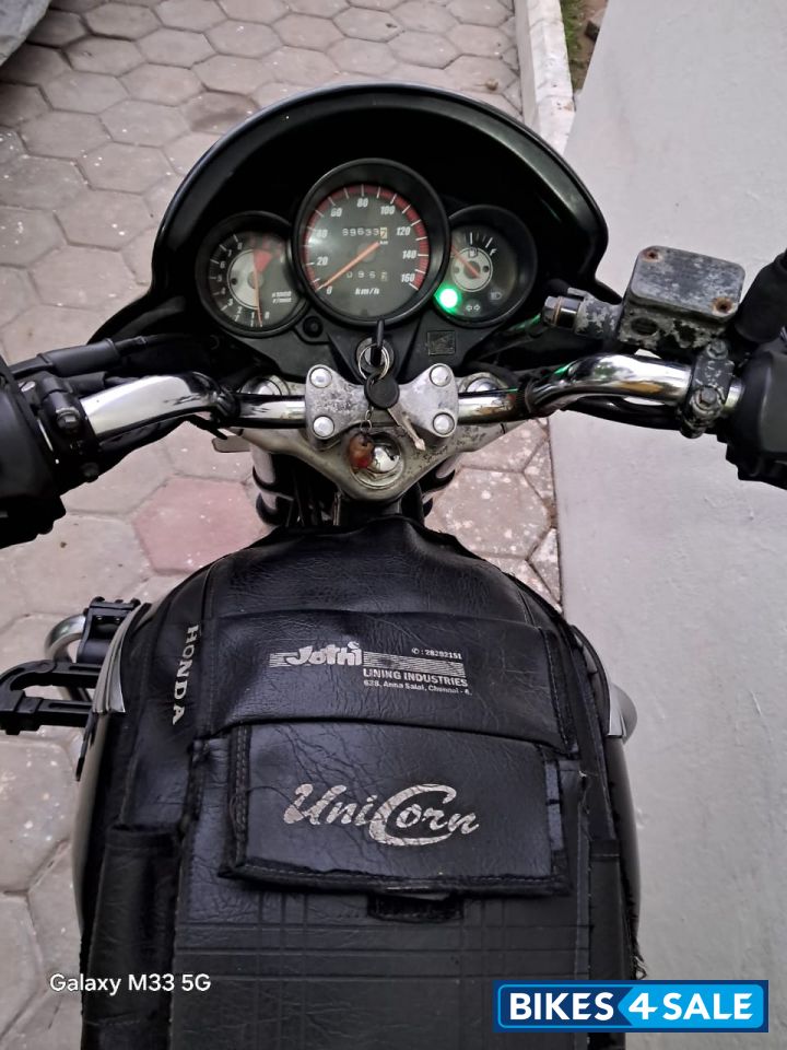 Black Honda CB Unicorn