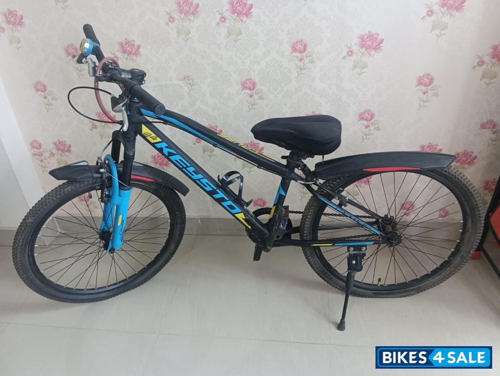 Black Bicycle Keysto