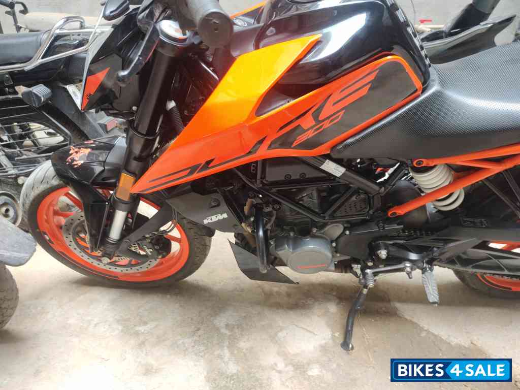 KTM Duke 200 ABS