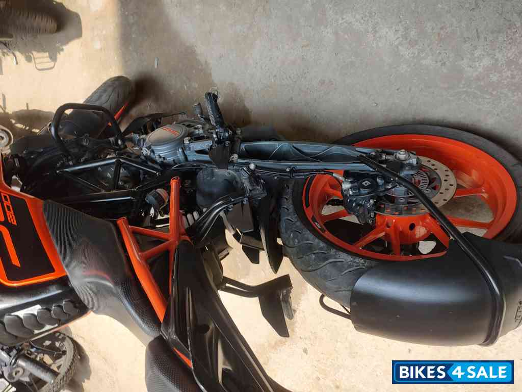 KTM Duke 200 ABS