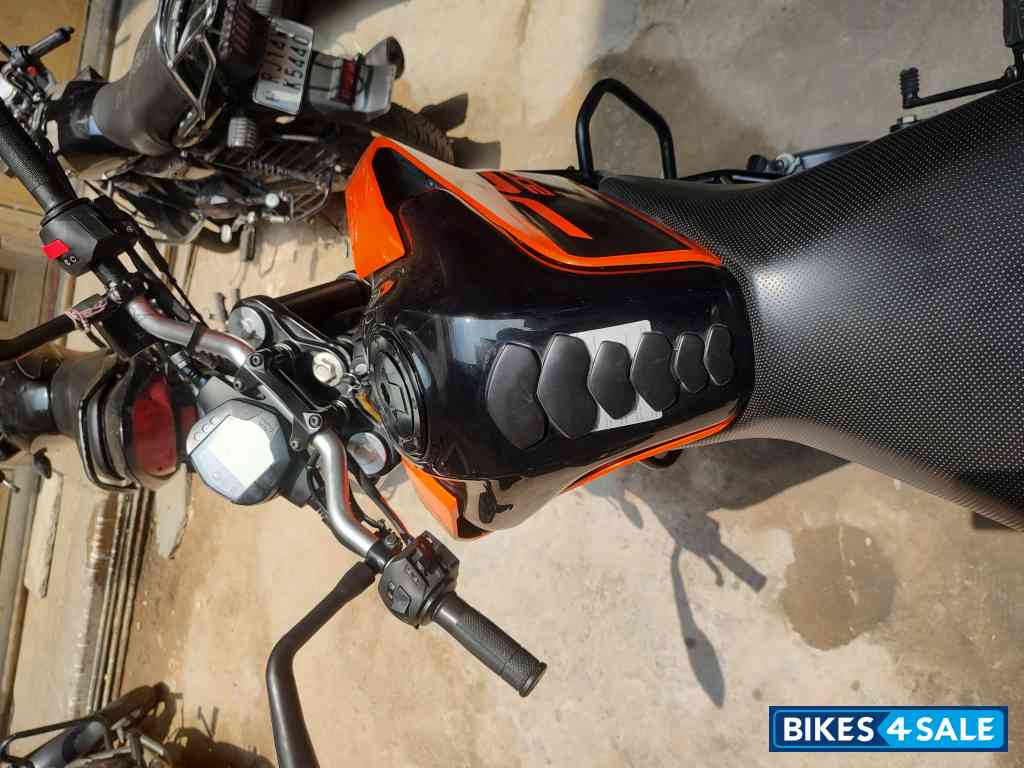 KTM Duke 200 ABS