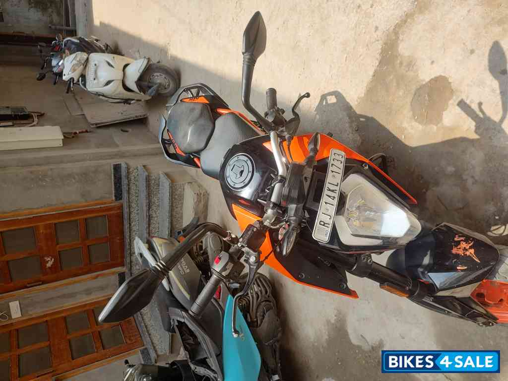 KTM Duke 200 ABS