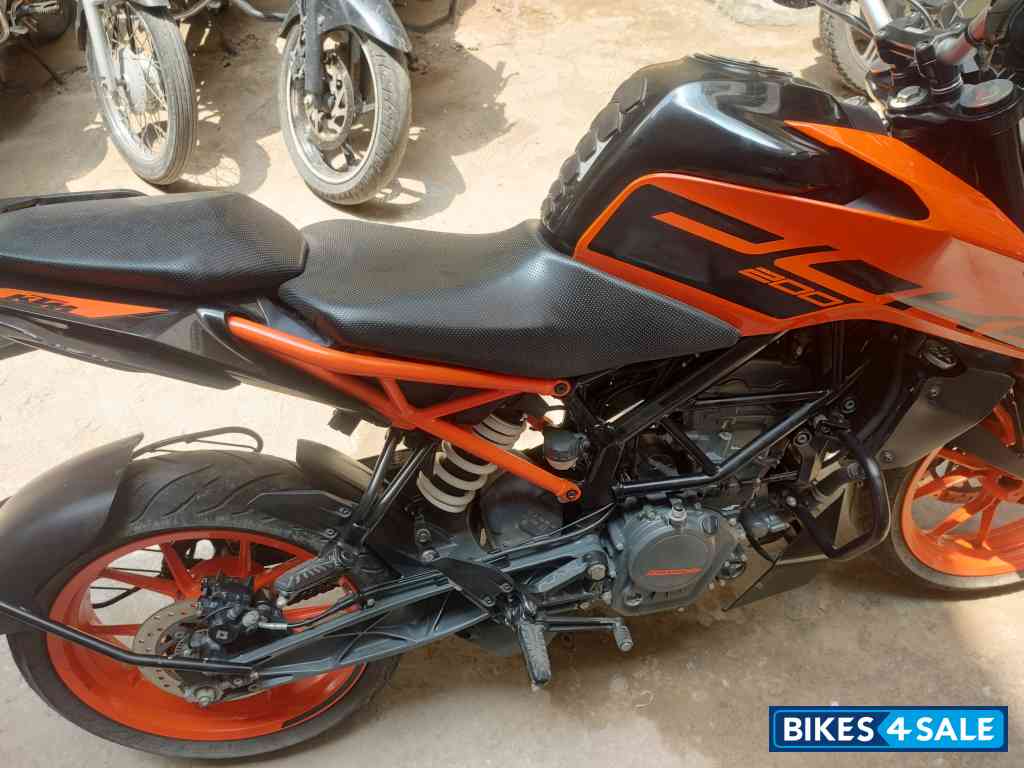 KTM Duke 200 ABS