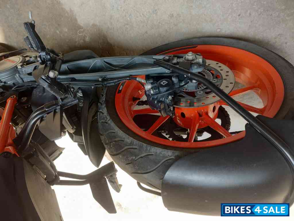 KTM Duke 200 ABS