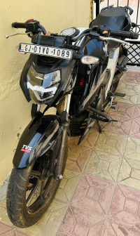 TVS Apache RTR 160 4V BS6
