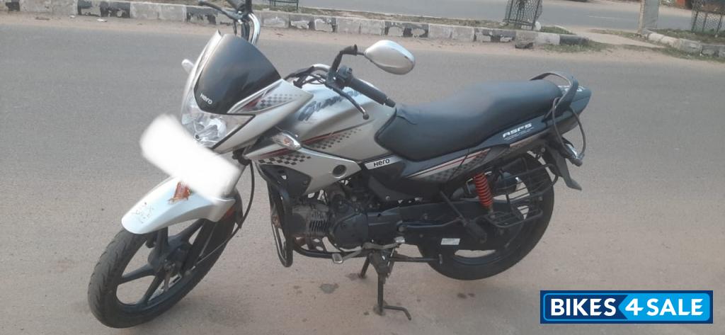 Grey Black Hero Glamour