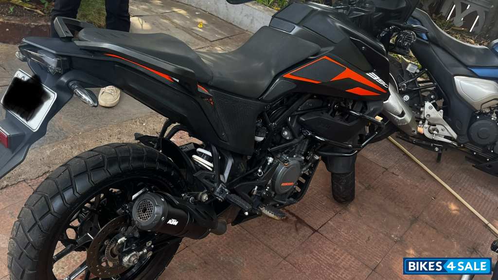 Black KTM 390 Adventure