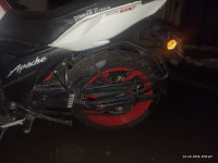 White TVS Apache RTR 160 4V